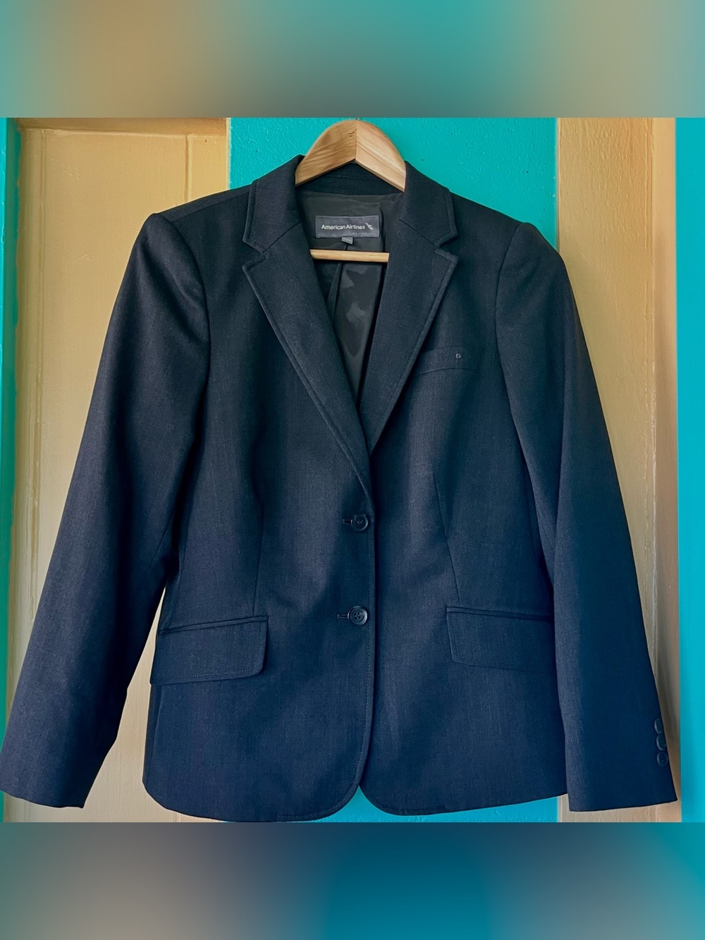American Airlines by Twin Hill Women’s Black Wool Two-Button Blazer | Size 10 P